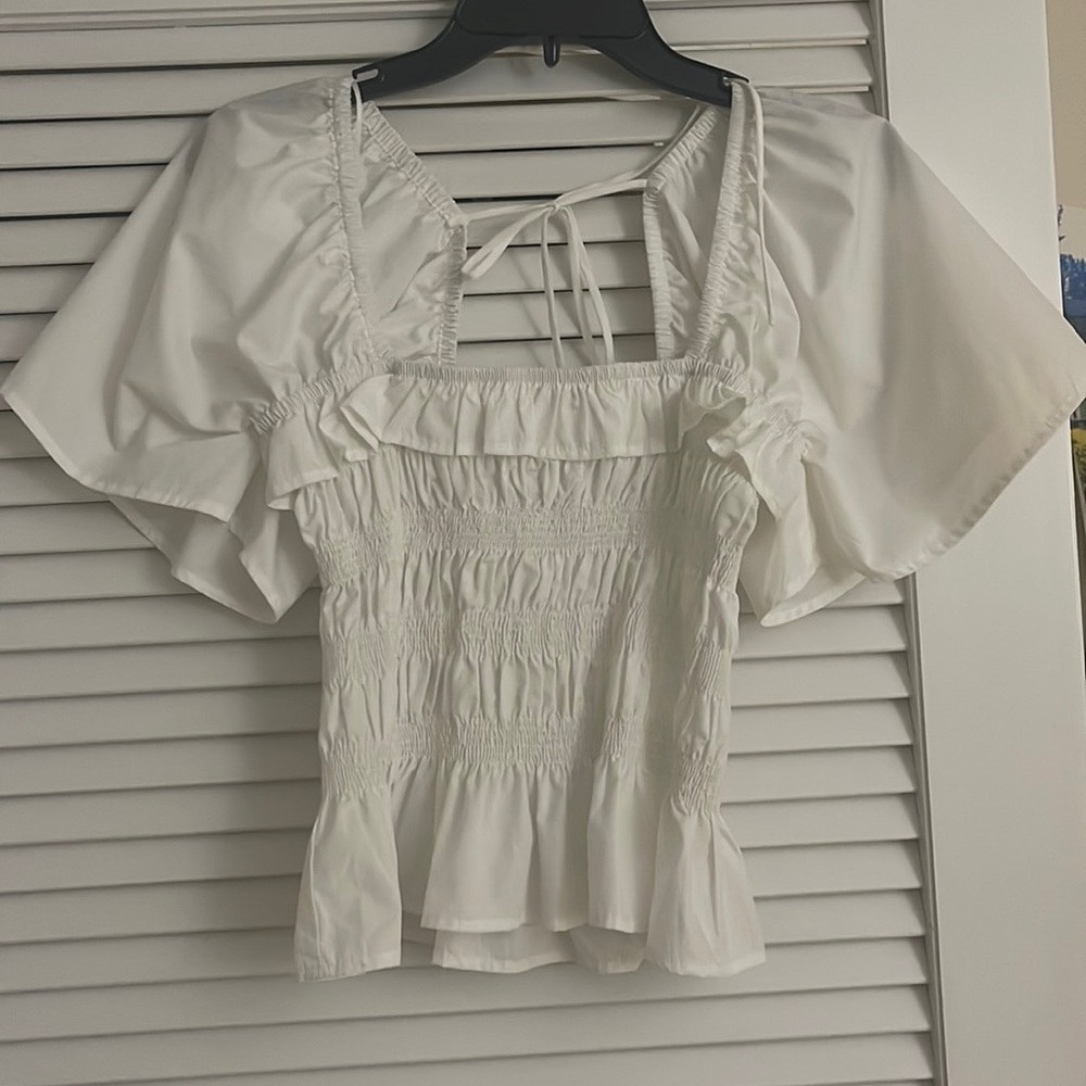 CUTEST BLOUSE. PERFECT CONDITON